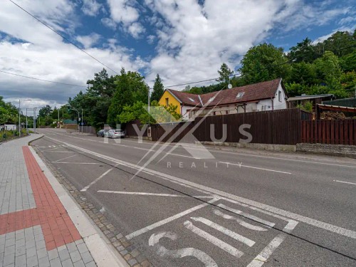 Prodaný dům 215 m², pozemek 943 m²