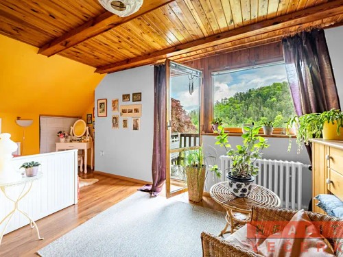 Prodej domu 290 m², pozemek 1699 m²