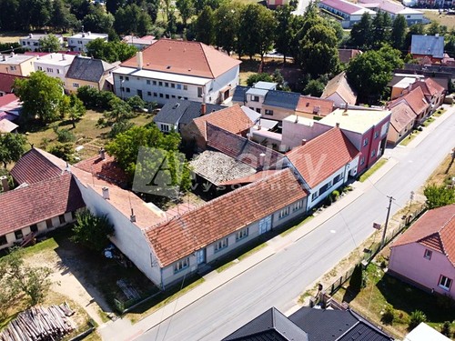 Prodaná zemědělská usedlost 441 m², pozemek 703 m²