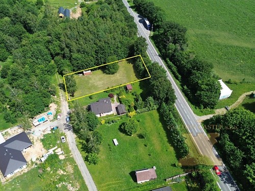 Prodej stavebního pozemku 1438 m²