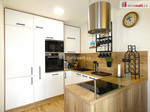 Prodej domu 170 m², pozemek 1183 m²