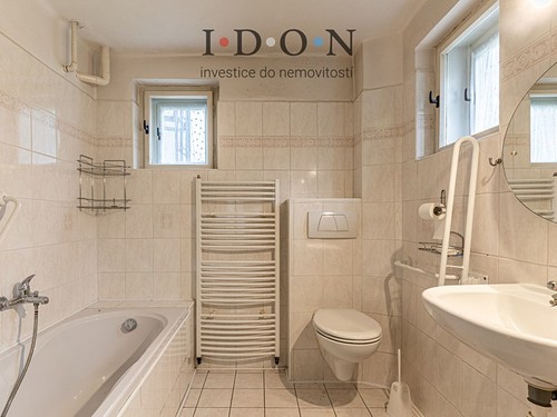 Prodaný dům 170 m², pozemek 1042 m²