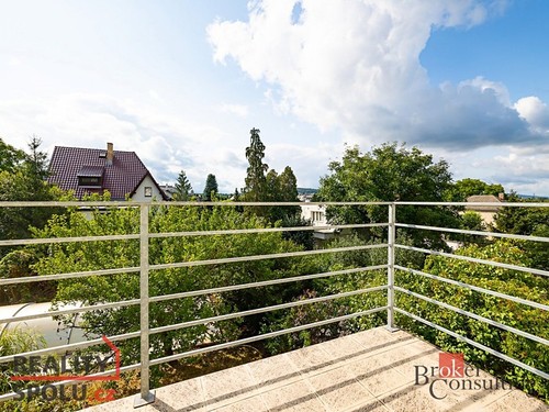 Prodaný dům 320 m², pozemek 745 m²