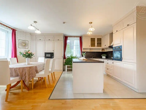 Prodej domu 224 m², pozemek 582 m²