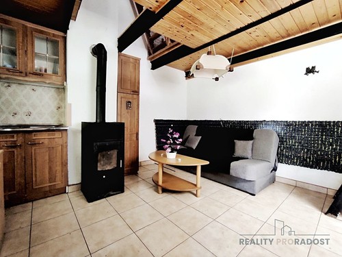 Prodaná chata 34 m², pozemek 708 m²
