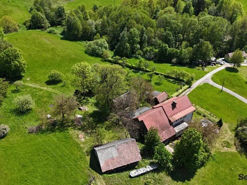 Prodej stavebního pozemku 1350 m²