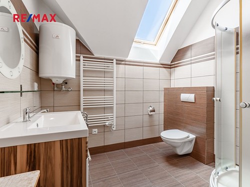 Prodaná chalupa 189 m², pozemek 897 m²