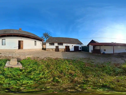 Prodaná zemědělská usedlost 200 m², pozemek 1438 m²