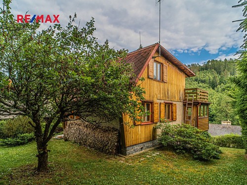 Prodaná chata 85 m², pozemek 407 m²