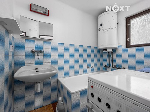 Prodaná chata 100 m², pozemek 418 m²