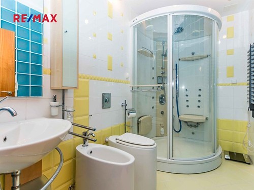 Prodaná vila 512 m², pozemek 1508 m²