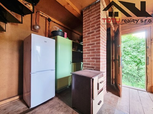 Prodaná  chata 34 m², pozemek 649 m²