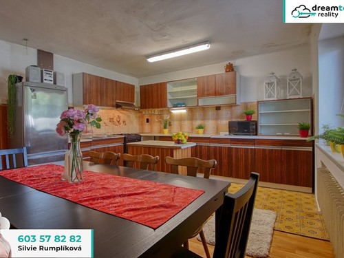 Prodaný dům 220 m², pozemek 1145 m²