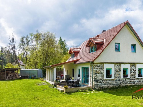 Prodaný dům 240 m², pozemek 1555 m²