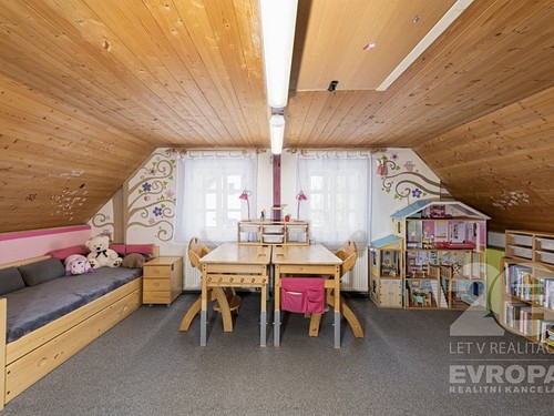 Prodaný dům 200 m², pozemek 1000 m²