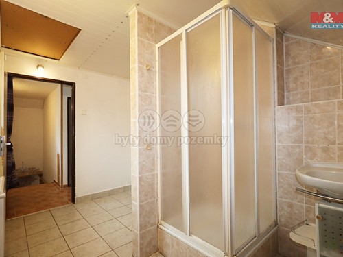 Prodaná chata 111 m², pozemek 504 m²