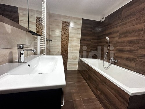 Prodaný dům 305 m², pozemek 2236 m²