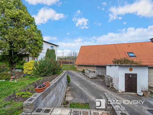 Prodaný dům 240 m², pozemek 1013 m²