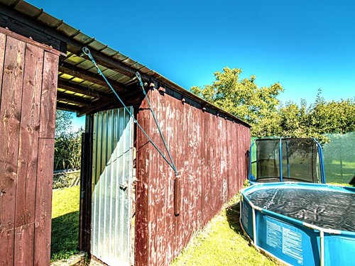 Prodaná chata 17 m², pozemek 242 m²