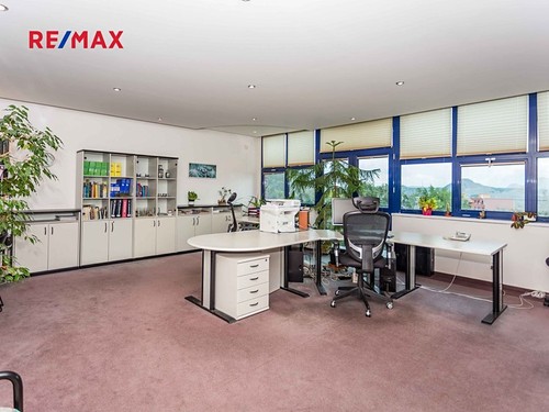 Prodaná vila 512 m², pozemek 1508 m²