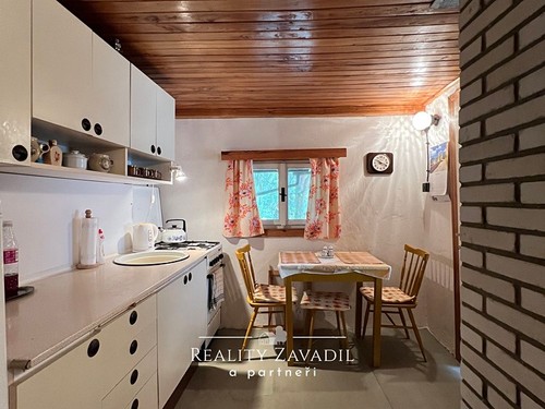 Prodaná chata 25 m², pozemek 150 m²