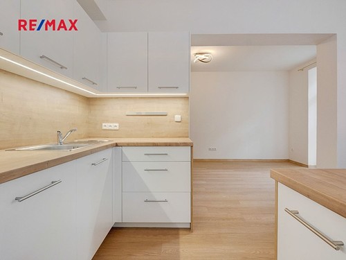 Prodej bytu 2+1 68 m²