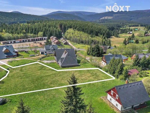 Prodej stavebního pozemku 2417 m²