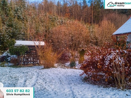Prodaná chata 100 m², pozemek 422 m²