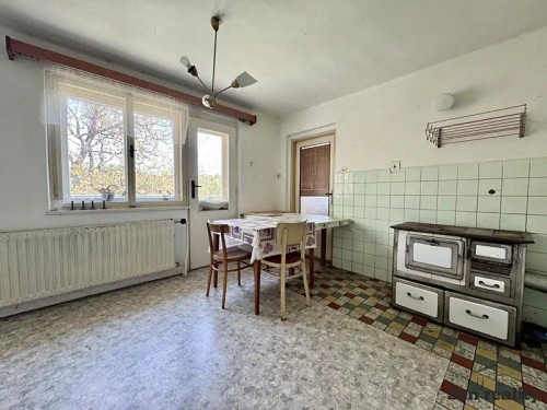 Prodej domu 230 m², pozemek 2755 m²