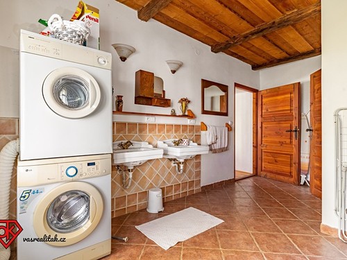 Prodaný dům 210 m², pozemek 2452 m²
