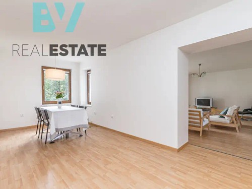Prodaný dům 345 m², pozemek 1944 m²