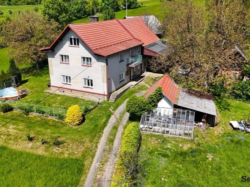 Prodej domu 230 m², pozemek 2755 m²