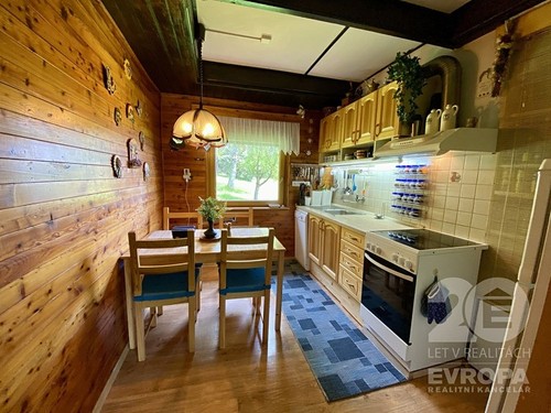 Prodaná chata 141 m², pozemek 912 m²