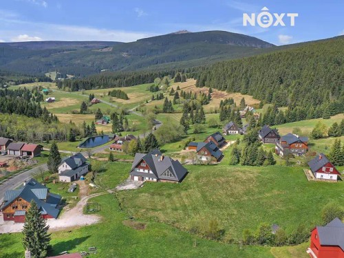 Prodej stavebního pozemku 2417 m²