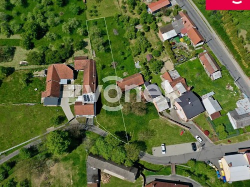 Prodej stavebního pozemku 800 m²