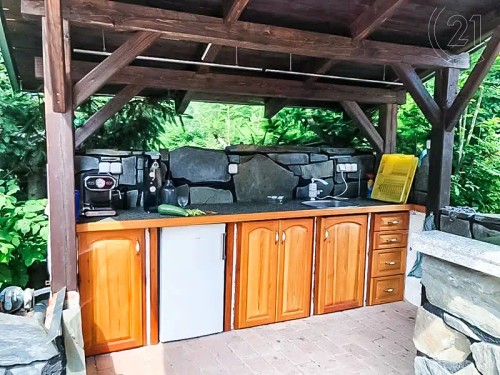 Prodaná chalupa 150 m², pozemek 2228 m²