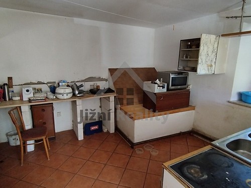 Prodaný dům 450 m², pozemek 2281 m²