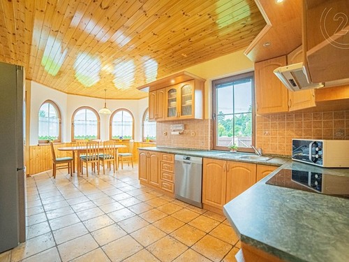 Prodaný dům 365 m², pozemek 2409 m²