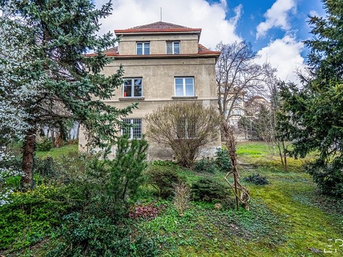 Prodaná vila 233 m², pozemek 1010 m²