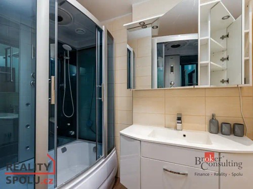 Prodej bytu 3+1 61 m²