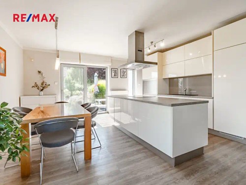 Prodaný dům 200 m², pozemek 699 m²