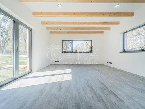 Prodej domu 230 m², pozemek 853 m²
