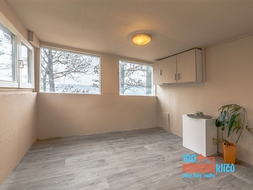 Prodaná chata 28 m², pozemek 701 m²
