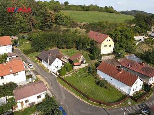 Prodaný dům 243 m², pozemek 943 m²