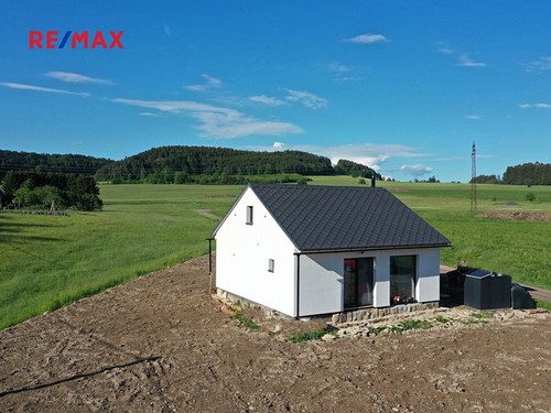 Prodaný dům 90 m², pozemek 1527 m²