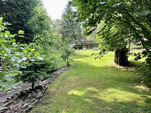 Prodaná chata 33 m², pozemek 1077 m²