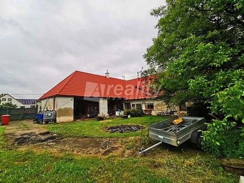 Prodaná zemědělská usedlost 216 m², pozemek 9247 m²