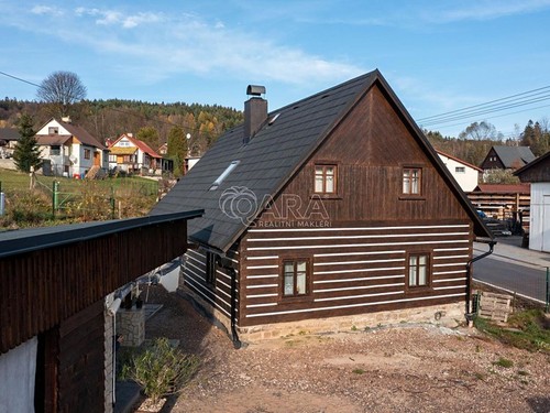 Prodaná chalupa 155 m², pozemek 982 m²