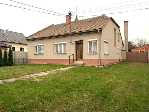 Prodaný dům 90 m², pozemek 1708 m²