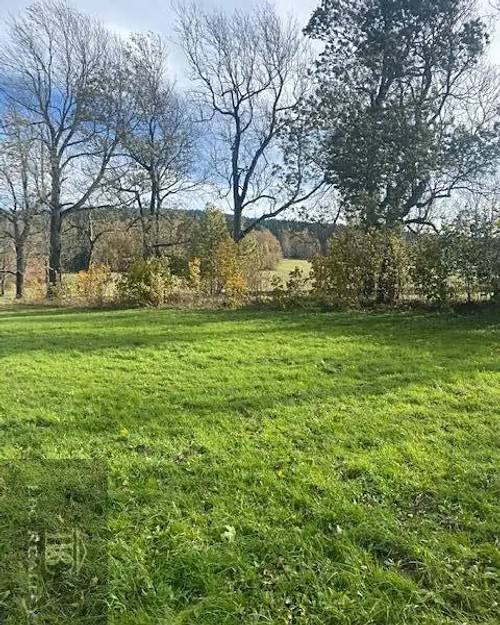 Prodej stavebního pozemku 2464 m²